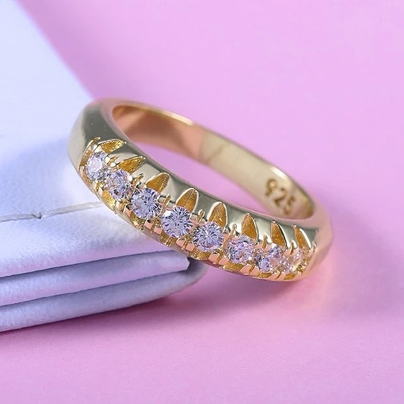 New 18K Gold Plated Engagement Party Diamond Ring - Picture 3 of 6